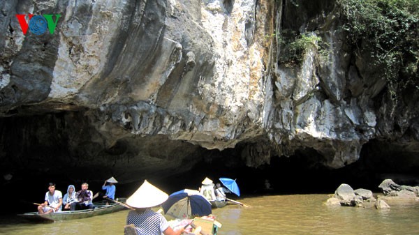 Tam Coc – Ha Long Bay on land - ảnh 6